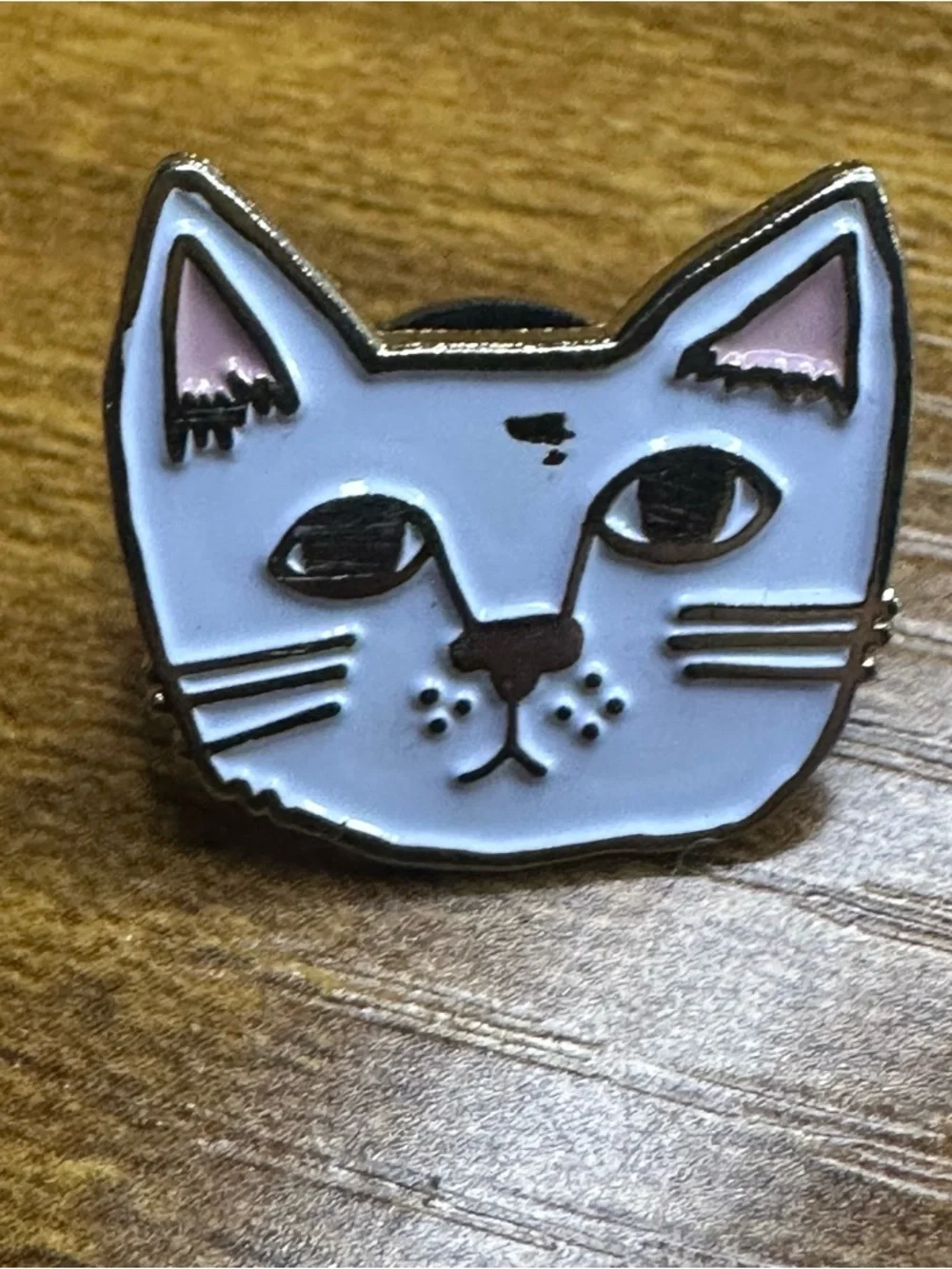 Enamel Cat Face Pin - White and Pink
